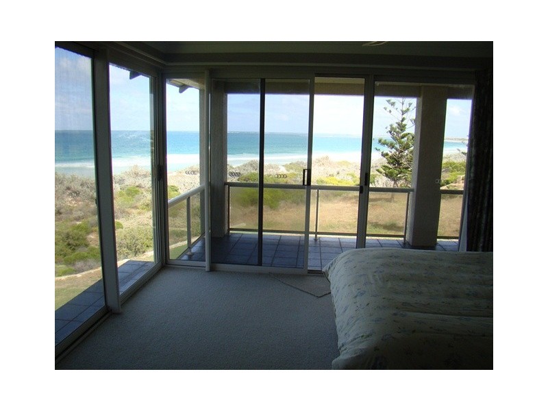 9 Eastcott Way, Tarcoola Beach WA 6530