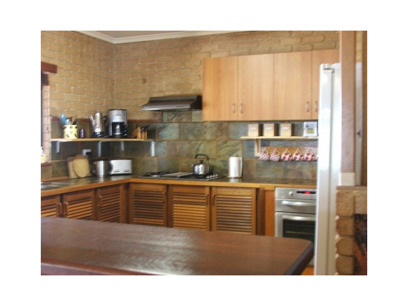 19 Adelaide Street, Waggrakine WA 6530