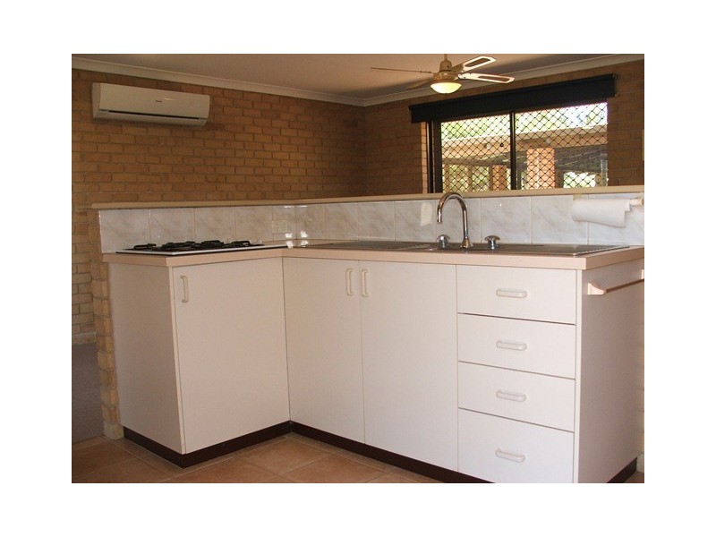 19 Adelaide Street, Waggrakine WA 6530