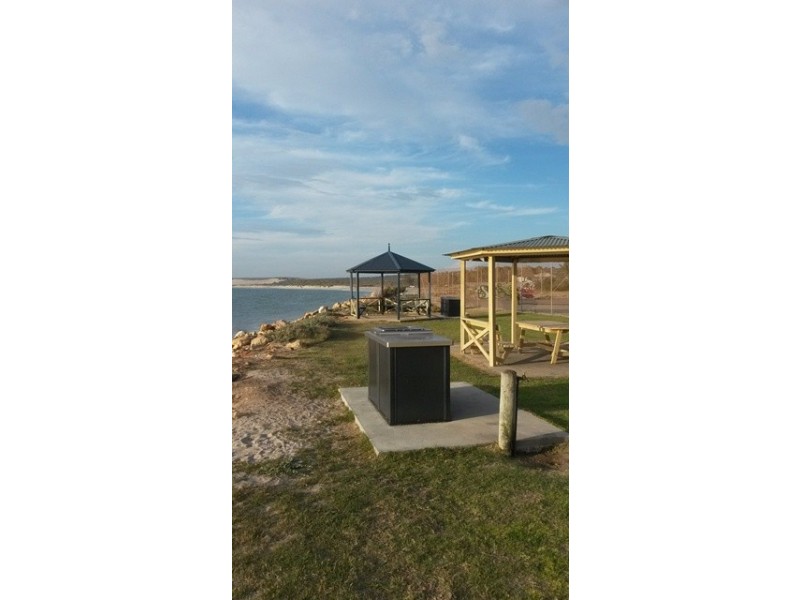 15 Surfside Terrace, Glenfield WA 6532