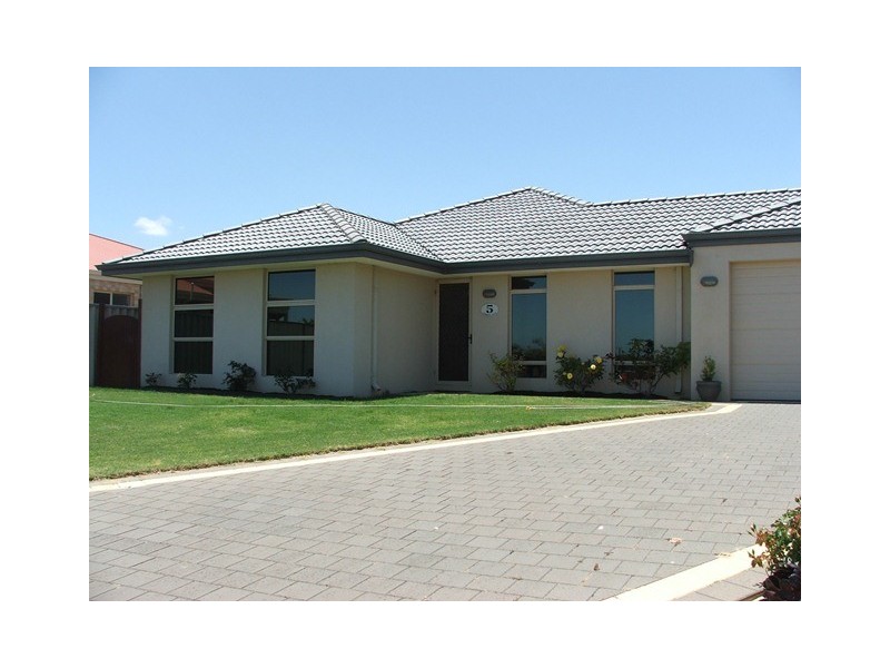 5 Somerset Place, Cape Burney WA 6532