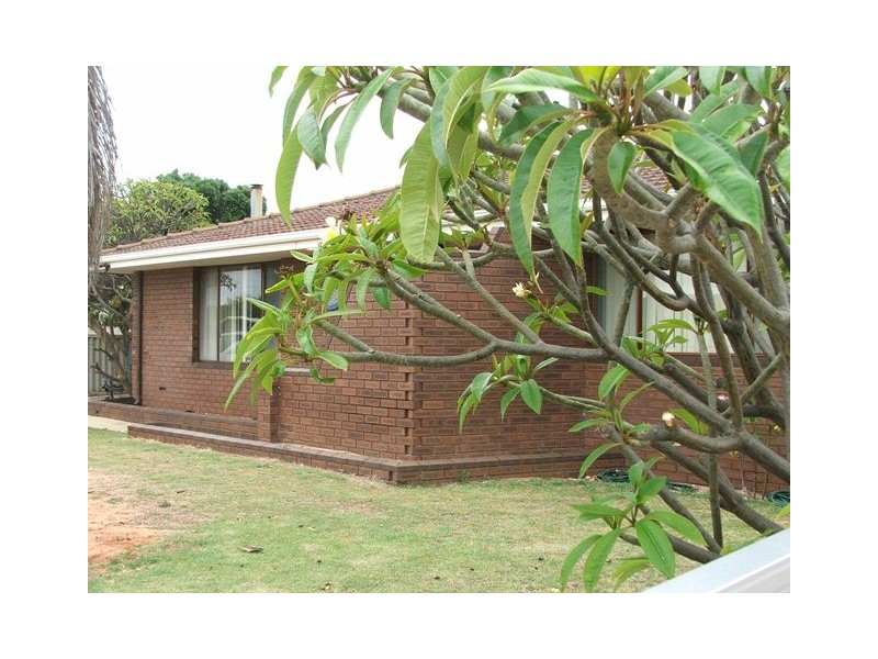 17 Buckingham Street, Mount Tarcoola WA 6530