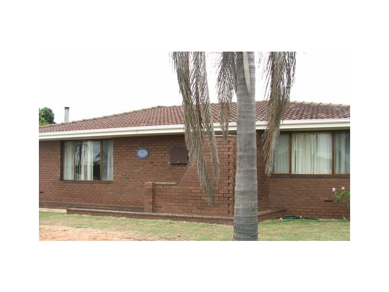 17 Buckingham Street, Mount Tarcoola WA 6530