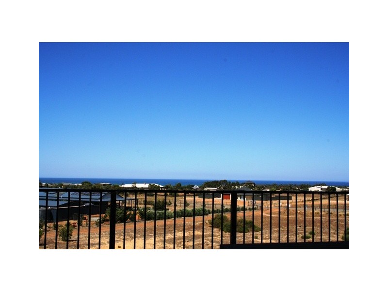 61 Wittenoom Circle, White Peak WA 6532