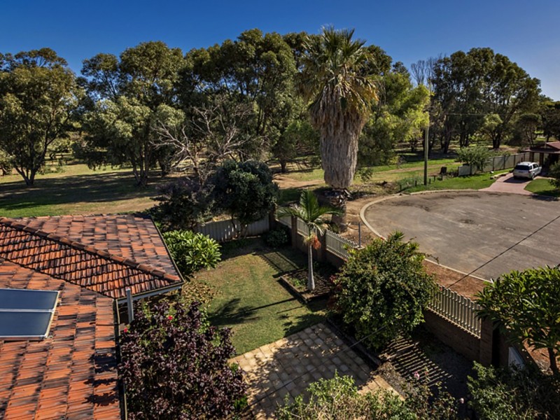 27 Clementina Road, Dongara WA 6525