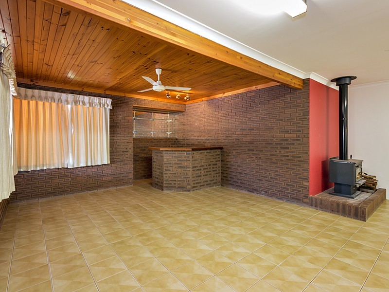 27 Clementina Road, Dongara WA 6525