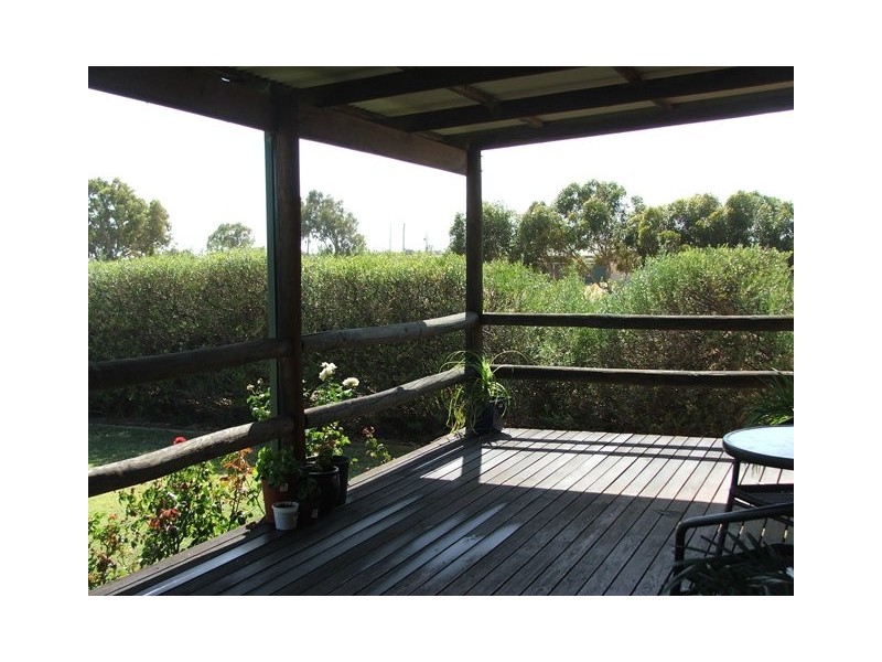 7 Dressage Circle, Deepdale WA 6532