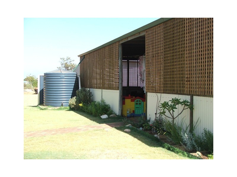 7 Dressage Circle, Deepdale WA 6532