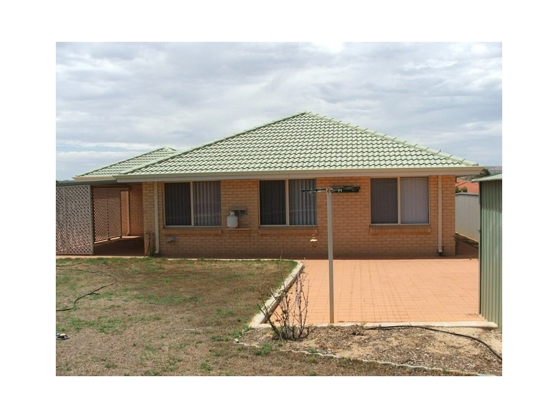 13 Hillview Drive, Drummond Cove WA 6532