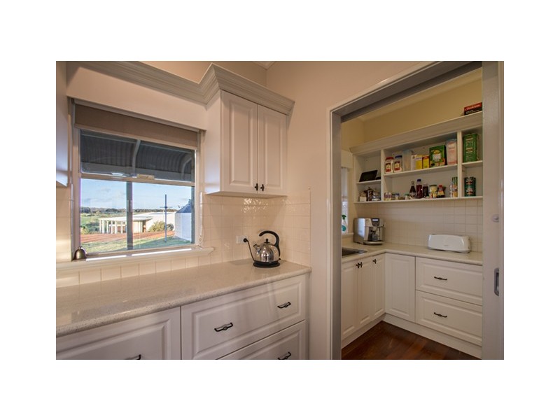 40 McCONKEY ROAD, Greenough WA 6532