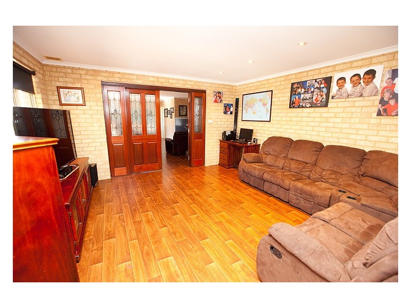 70 Sunnybanks Drive, Strathalbyn WA 6530