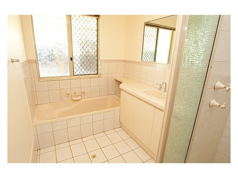 70 Sunnybanks Drive, Strathalbyn WA 6530