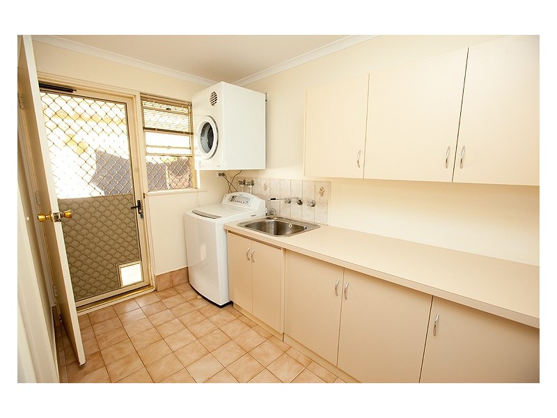 70 Sunnybanks Drive, Strathalbyn WA 6530