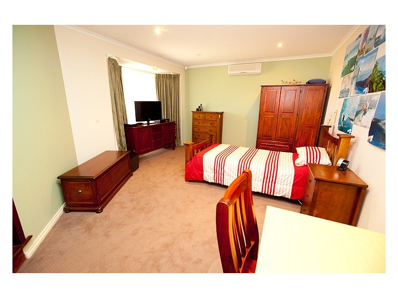 70 Sunnybanks Drive, Strathalbyn WA 6530