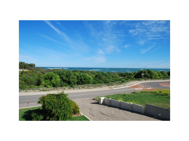 3 Seahaven View, Drummond Cove WA 6532