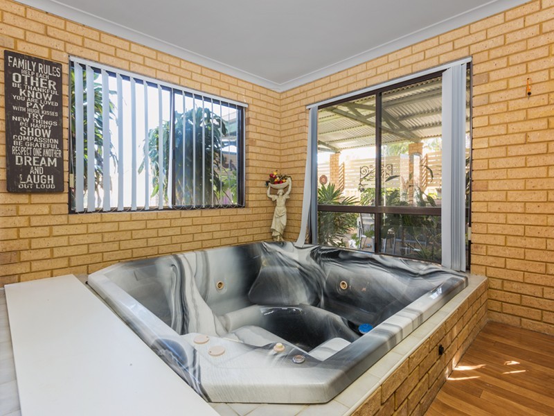 26 Fuller Street, Bluff Point WA 6530