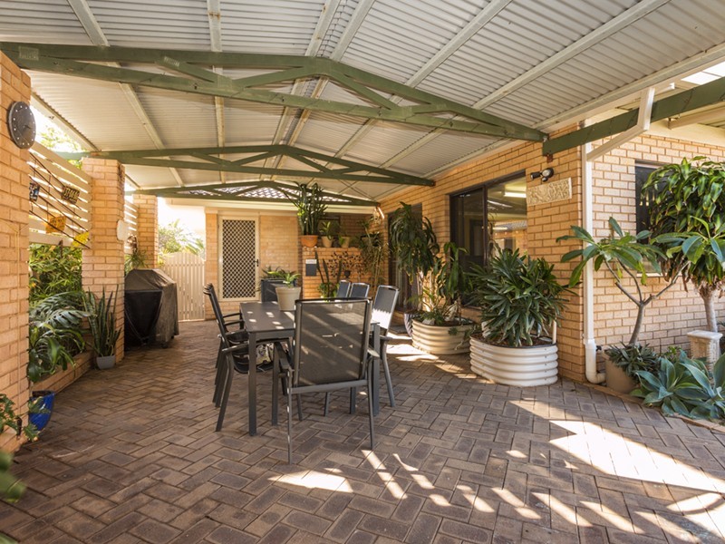 26 Fuller Street, Bluff Point WA 6530