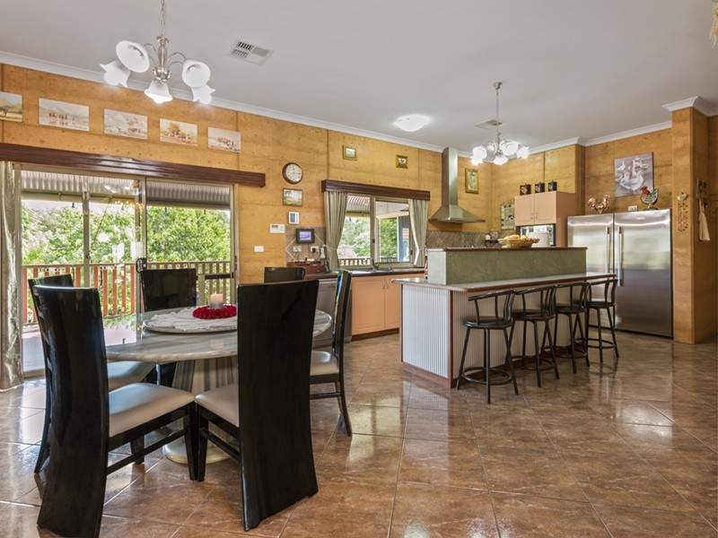 5 Eastough Street, Nanson WA 6532