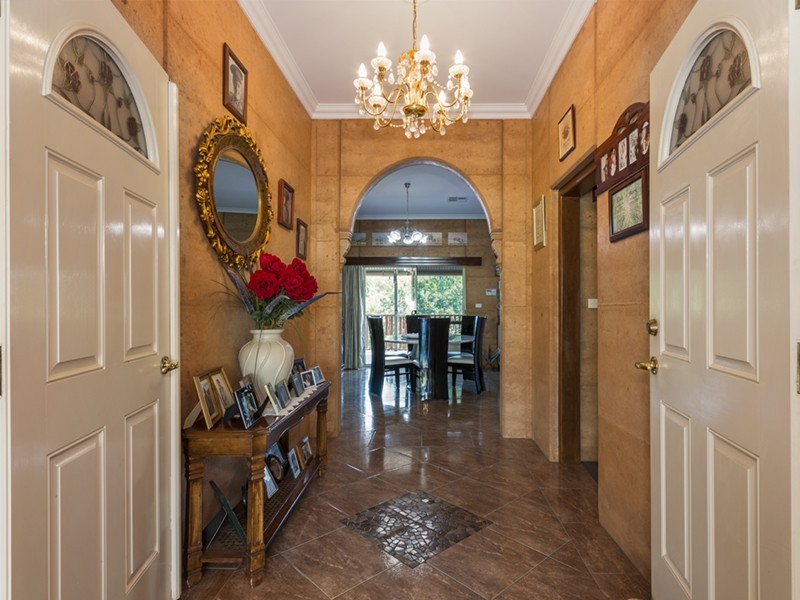 5 Eastough Street, Nanson WA 6532