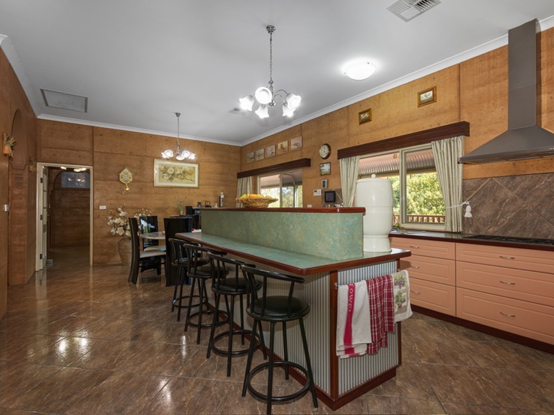 5 Eastough Street, Nanson WA 6532