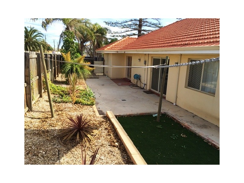 127 Fitzgerald Street, Geraldton WA 6530
