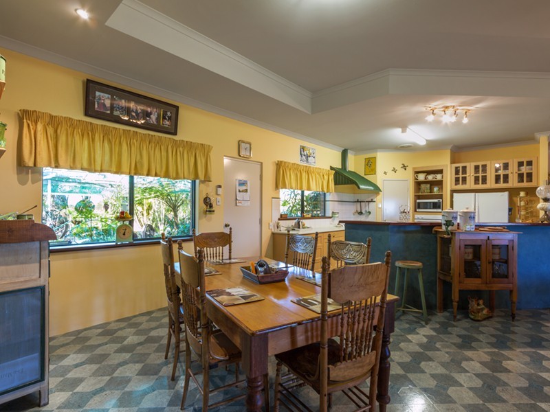 4 Meadowcroft Street, Rudds Gully WA 6532