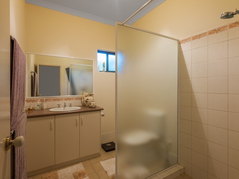 4 Meadowcroft Street, Rudds Gully WA 6532