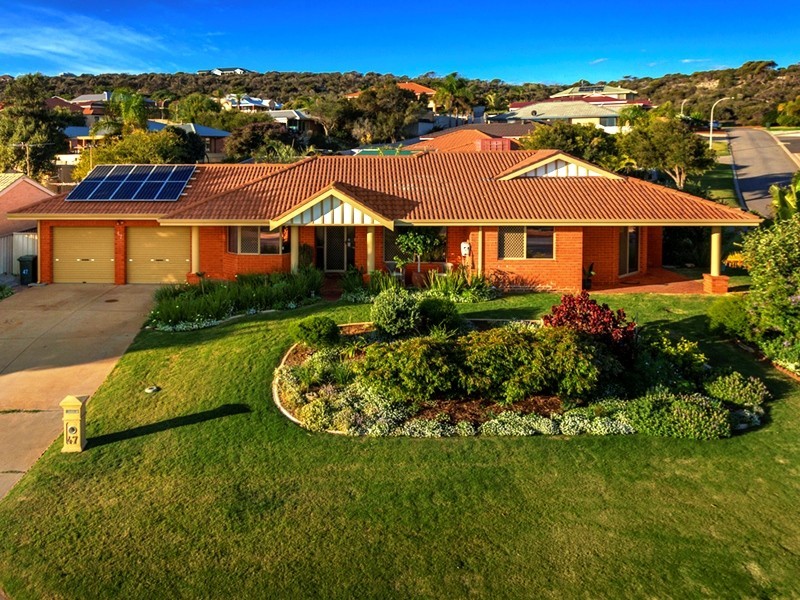 47 Seaview Bvd, Wandina WA 6530