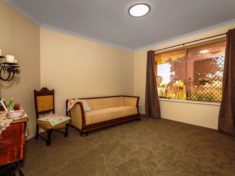 47 Seaview Bvd, Wandina WA 6530