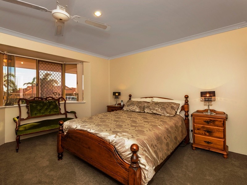 47 Seaview Bvd, Wandina WA 6530