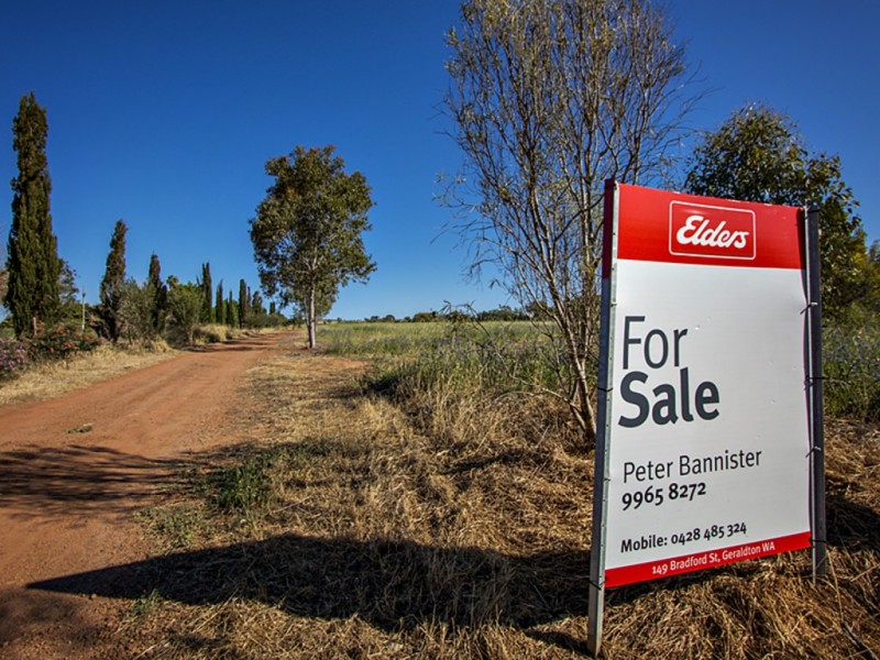 396 Giles Road, Moonyoonooka WA 6532