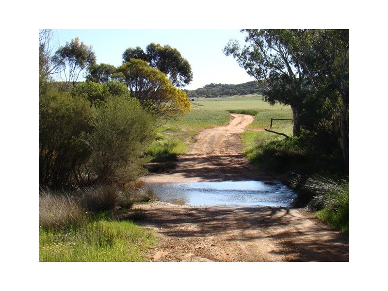 2685 Chapman Valley Road, Nanson WA 6532