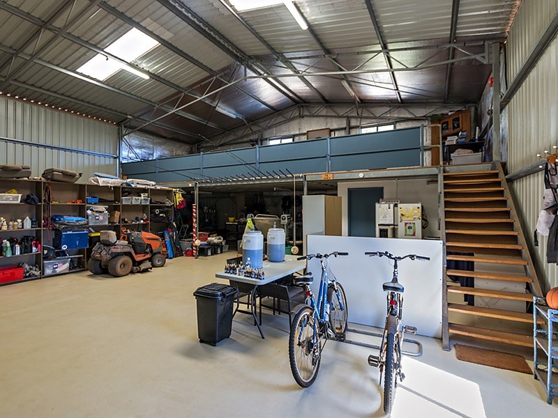 6521 Nangetty-Walkaway Road, Walkaway WA 6528