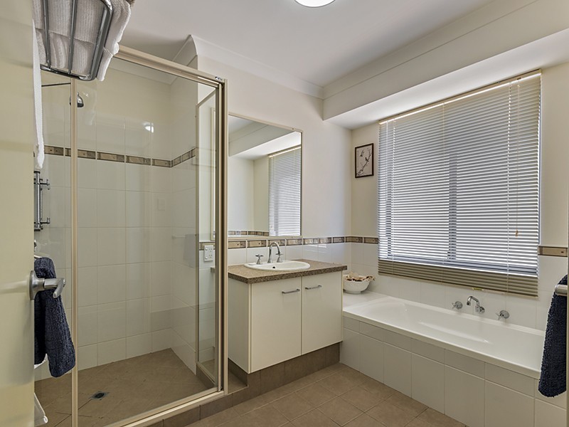 6521 Nangetty-Walkaway Road, Walkaway WA 6528