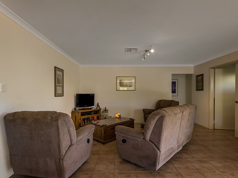 6521 Nangetty-Walkaway Road, Walkaway WA 6528