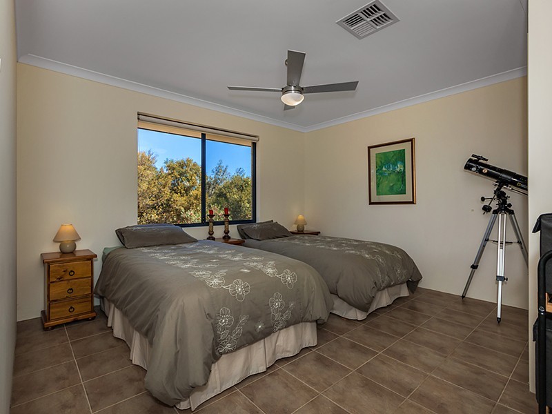 6521 Nangetty-Walkaway Road, Walkaway WA 6528