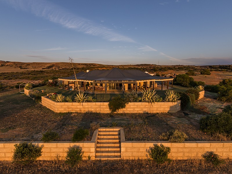 219 Cooper Street, Waggrakine WA 6530