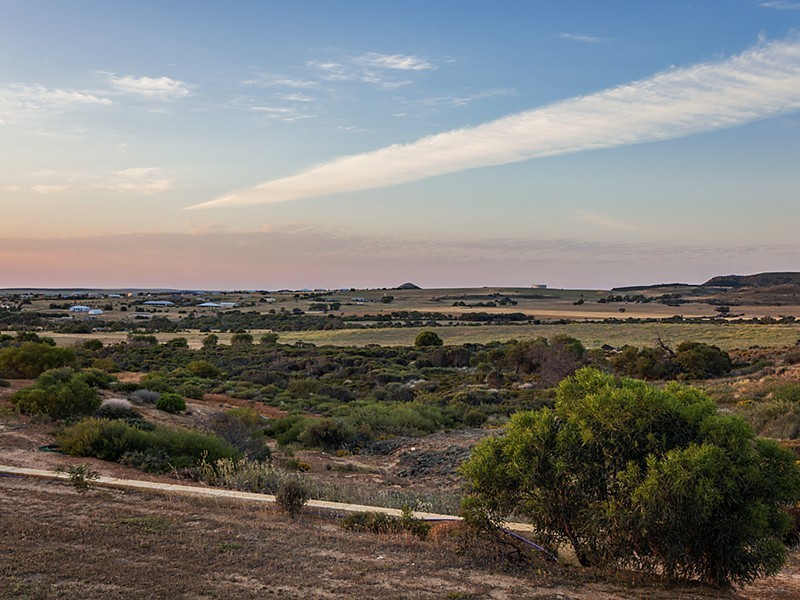 219 Cooper Street, Waggrakine WA 6530