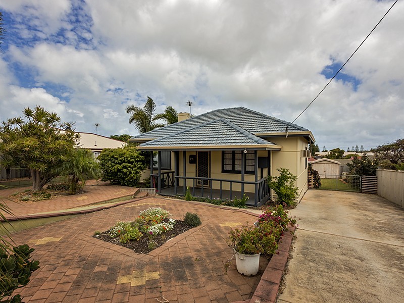 74 GERTRUDE STREET, Geraldton WA 6530