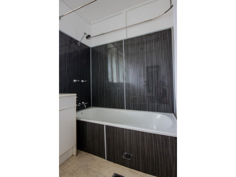 17 Egret Ct, Laidley Heights QLD 4341