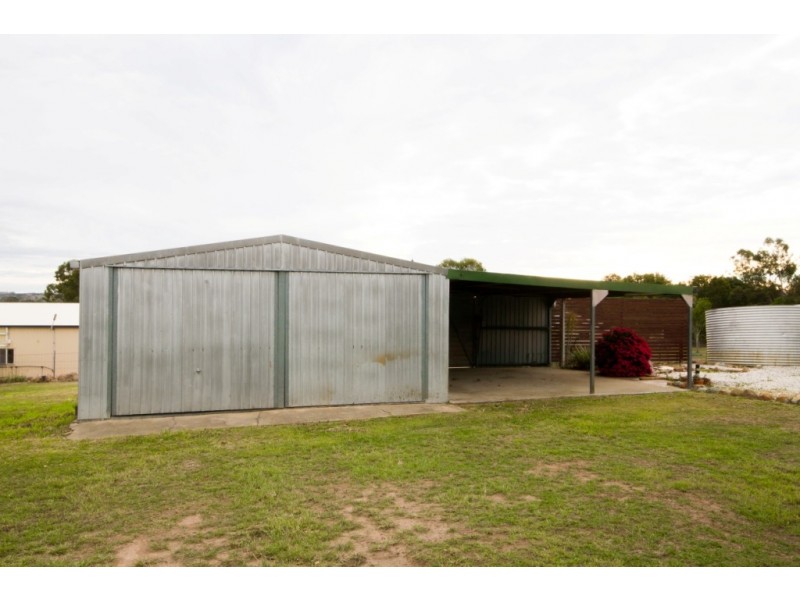 17 Egret Ct, Laidley Heights QLD 4341