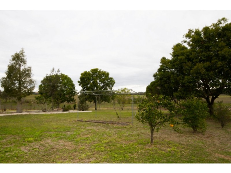 17 Egret Ct, Laidley Heights QLD 4341