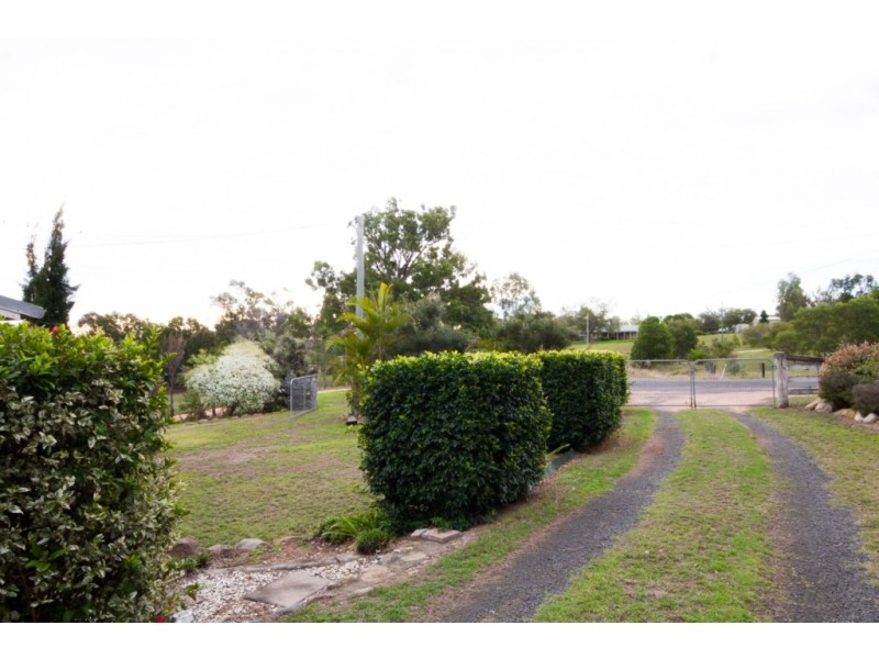 17 Egret Ct, Laidley Heights QLD 4341
