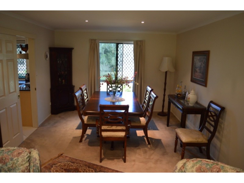 25 Burgess Road, Laidley Heights QLD 4341