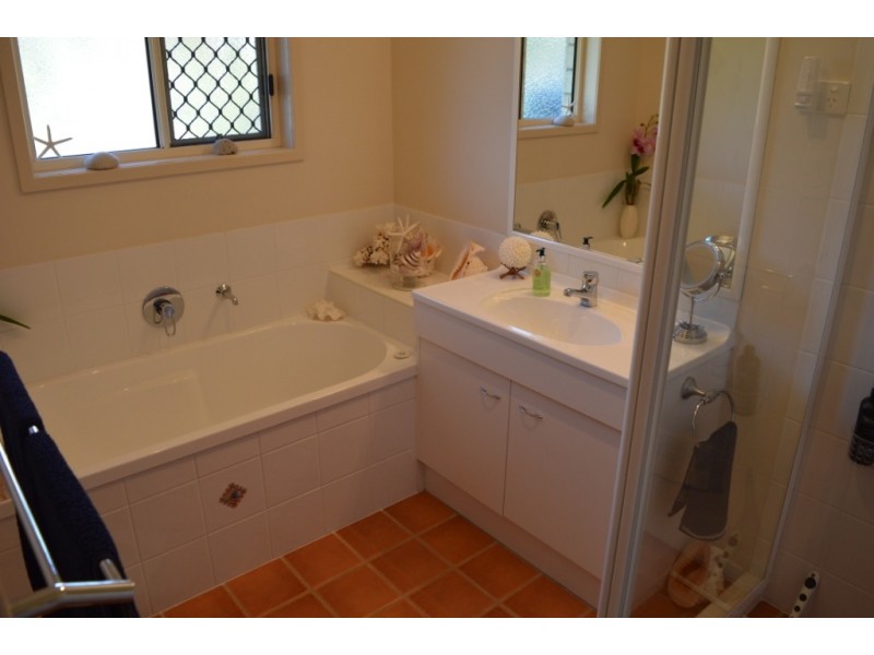 25 Burgess Road, Laidley Heights QLD 4341