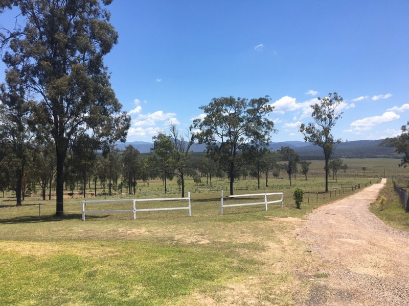 30 Forest Ridge Crescent, Mount Mort QLD 4340