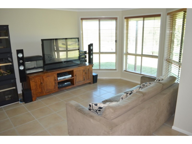 30 Forest Ridge Crescent, Mount Mort QLD 4340