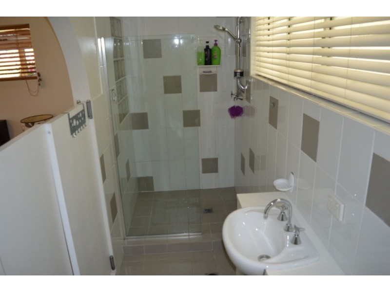 12 Waddington Parade, Plainland QLD 4341