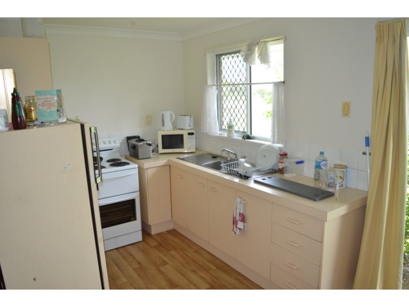 2/173 Drayton St, Laidley QLD 4341