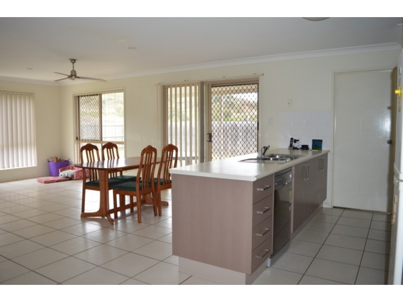 116 Douglas McInnes Dr, Laidley QLD 4341